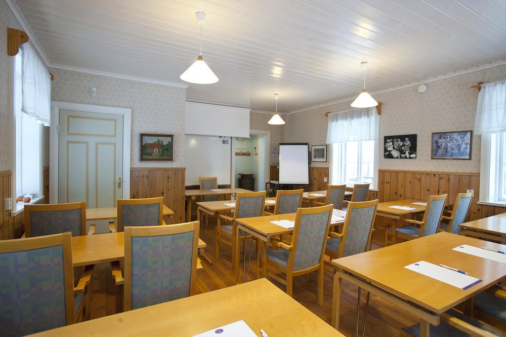 Insjoens Hotell מראה חיצוני תמונה