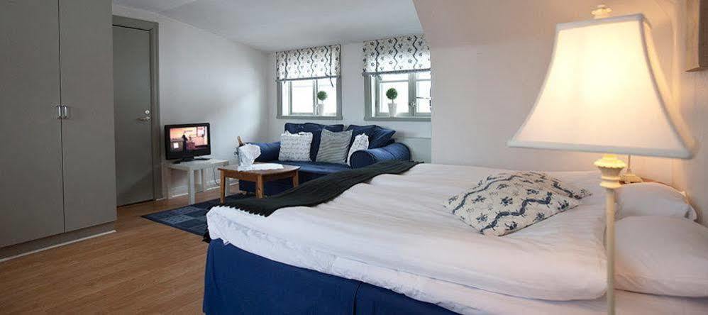 Insjoens Hotell מראה חיצוני תמונה